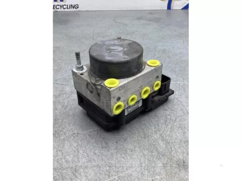 ABS Pomp-7865428