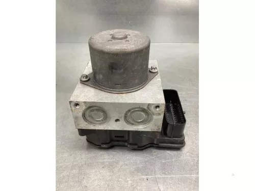 ABS Pomp-7715935