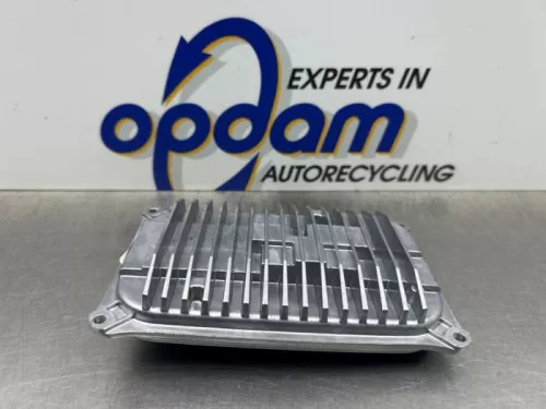 Xenon module-