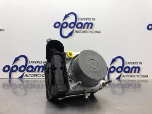 ABS Pomp-8268942