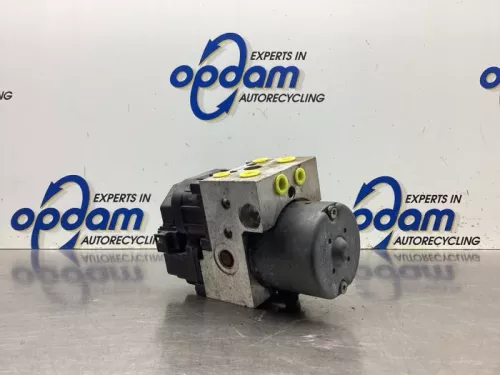 ABS Pomp-8131352 ABS Pomp-8131352