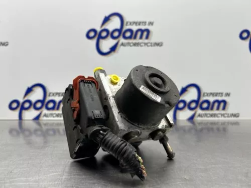 ABS Pomp-8303827