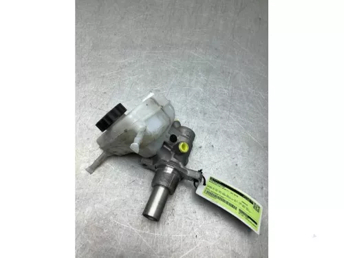 Hoofdremcilinder-8253444