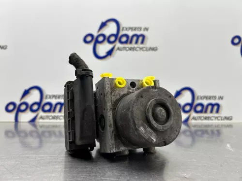 ABS Pomp-8343396