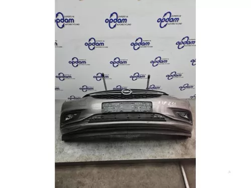 Voorbumper-8331091