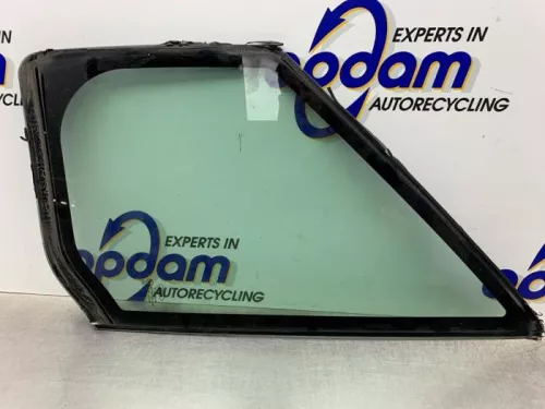 Driehoeks Ruit links-voor-8229435 Driehoeks Ruit links-voor-8229435