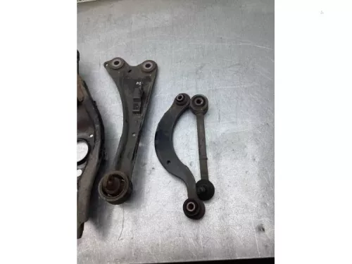 Draagarm rechts-achter-8293583