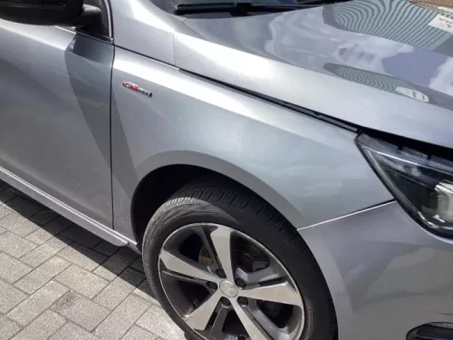 Scherm rechts-voor-8354888
