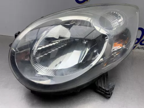 Koplamp links-8339551