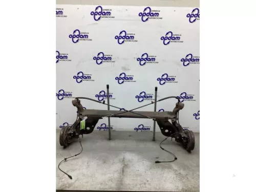 Achteras voorwielaandrijving-8203600