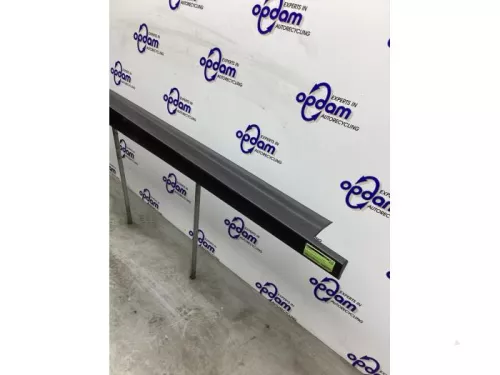 Zijskirt rechts-8320420