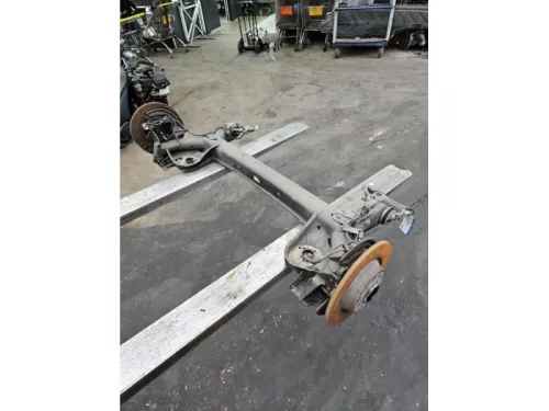 Achteras voorwielaandrijving-8056679