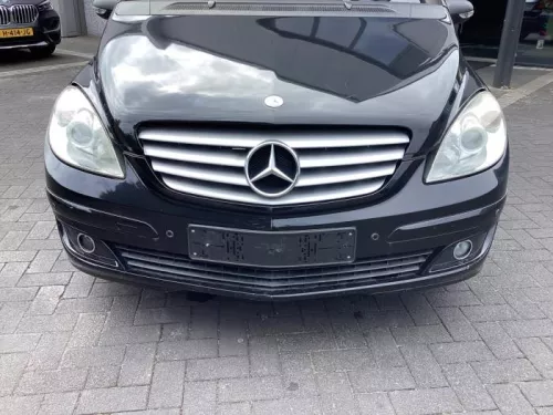Voorbumper-8349113