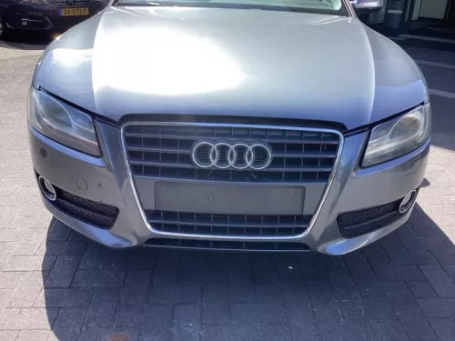 Voorbumper-8332831