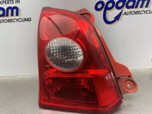 Achterlicht links-8310081