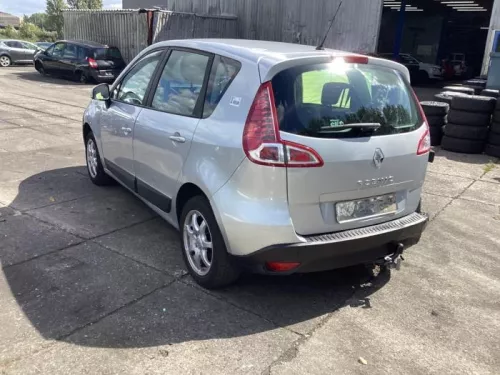 Achterlicht links-8224286