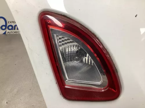 Achterlicht links-8146471