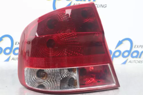 Achterlicht links-7576692