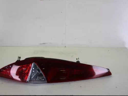Achterlicht links-7884889