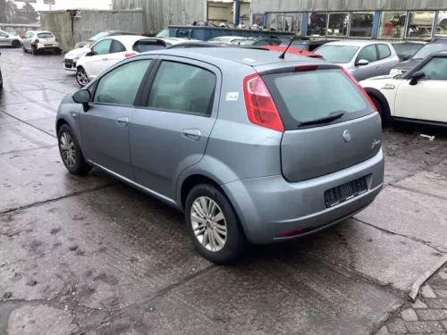 Achterlicht links-8280413