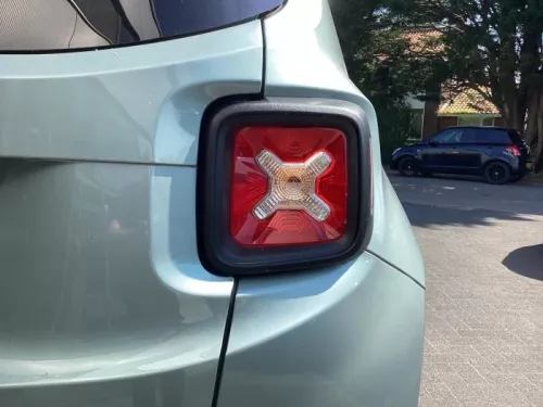 Achterlicht rechts-8202418