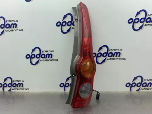 Achterlicht rechts-8310562