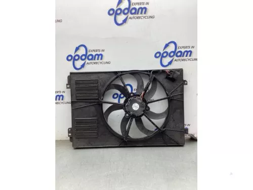 Koelvin-8343596