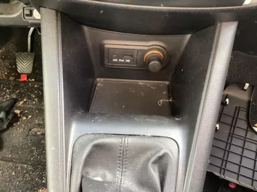 AUX/USB aansluiting-8260866