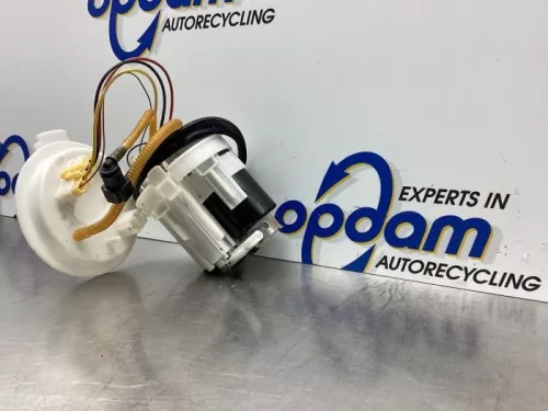 Benzinepomp-7745048