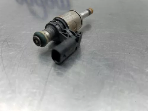 Injector (benzine injectie)-8143581