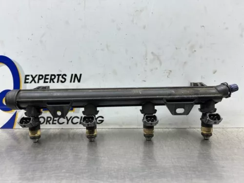 Injector (benzine injectie)-8371835