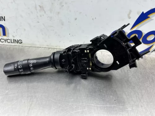 Richtingaanwijzer Schakelaar-8260866