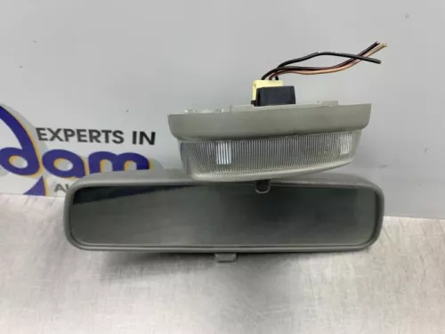 Binnenspiegel-8265351