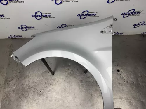 Scherm links-voor-8354377