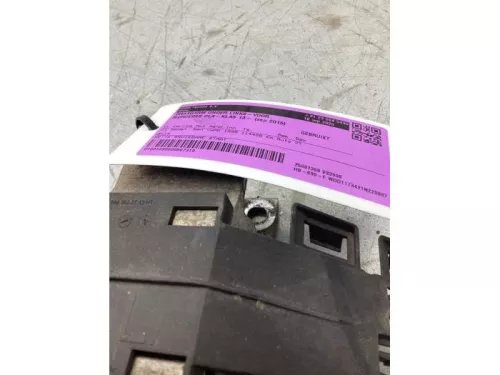 Draagarm onder links-voor-8350208