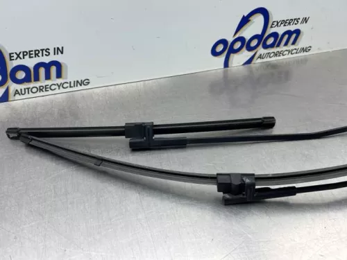 Ruitenwisserarm voor-8374833