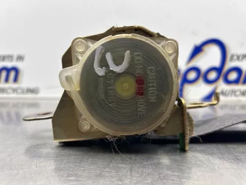 Veiligheidsgordel links-voor-8364834