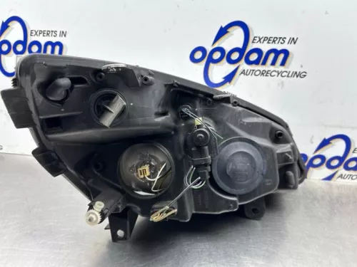 Koplamp links-8375371