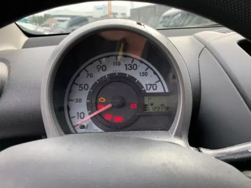 Kilometerteller KM-8376754