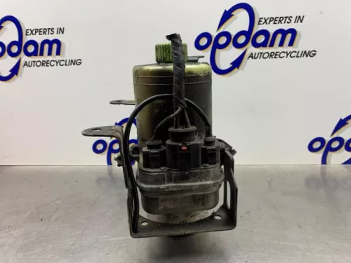 Stuurbekrachtiging Pomp-8375720