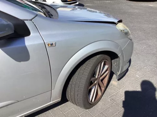 Scherm rechts-voor-8359496