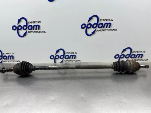 Aandrijfas rechts-voor-8371450