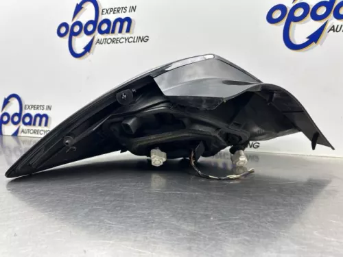 Achterlicht rechts-8371450