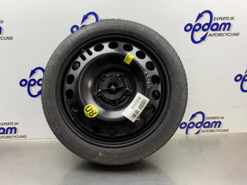 Krikset + reservewiel-8358224