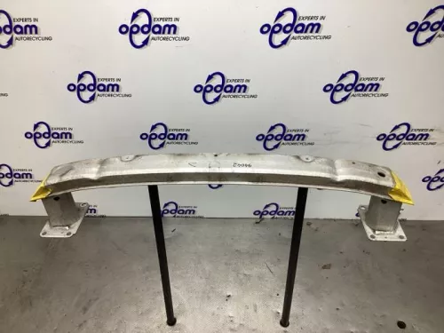 Bumperframe voor-8359051