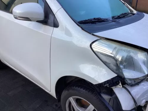 Scherm rechts-voor-8415368