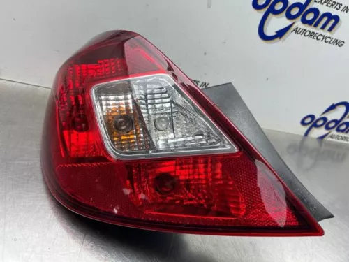 Achterlicht links-8425779