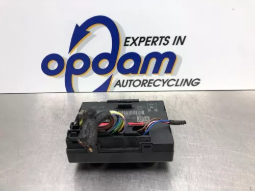 Centrale Deurvergrendelings Module-8103069