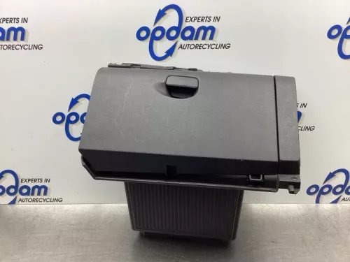 Dashboardkastje-7928929