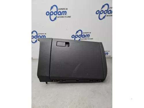 Dashboardkastje-8252642